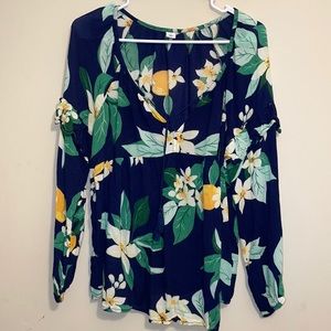 🥳Cute Floral and Lemon Long Sleeved Shirt - sz M